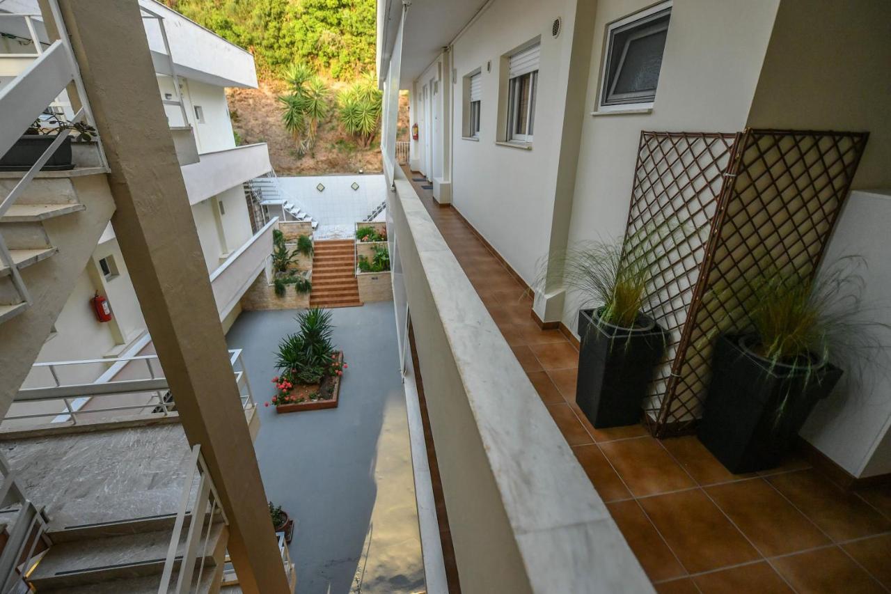Lida Apartments Kalamata Bagian luar foto