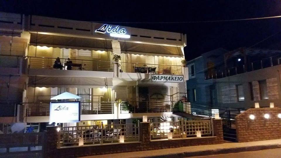 Lida Apartments Kalamata Bagian luar foto